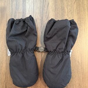 Kombi toddler mittens